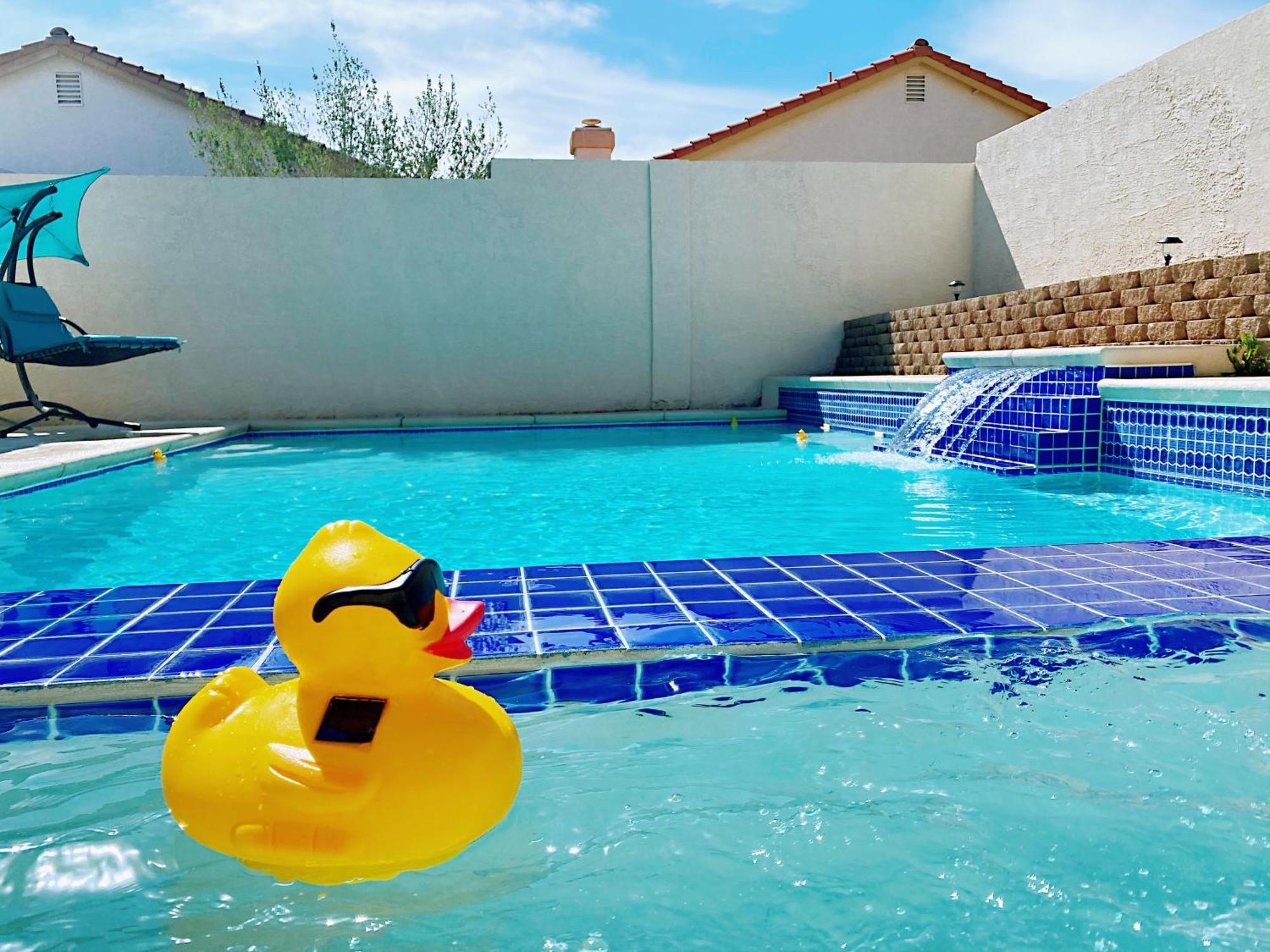 Amazing Heated Pool And Private Hot Tub 3Br In Heart Of Lv Villa Las Vegas Ngoại thất bức ảnh