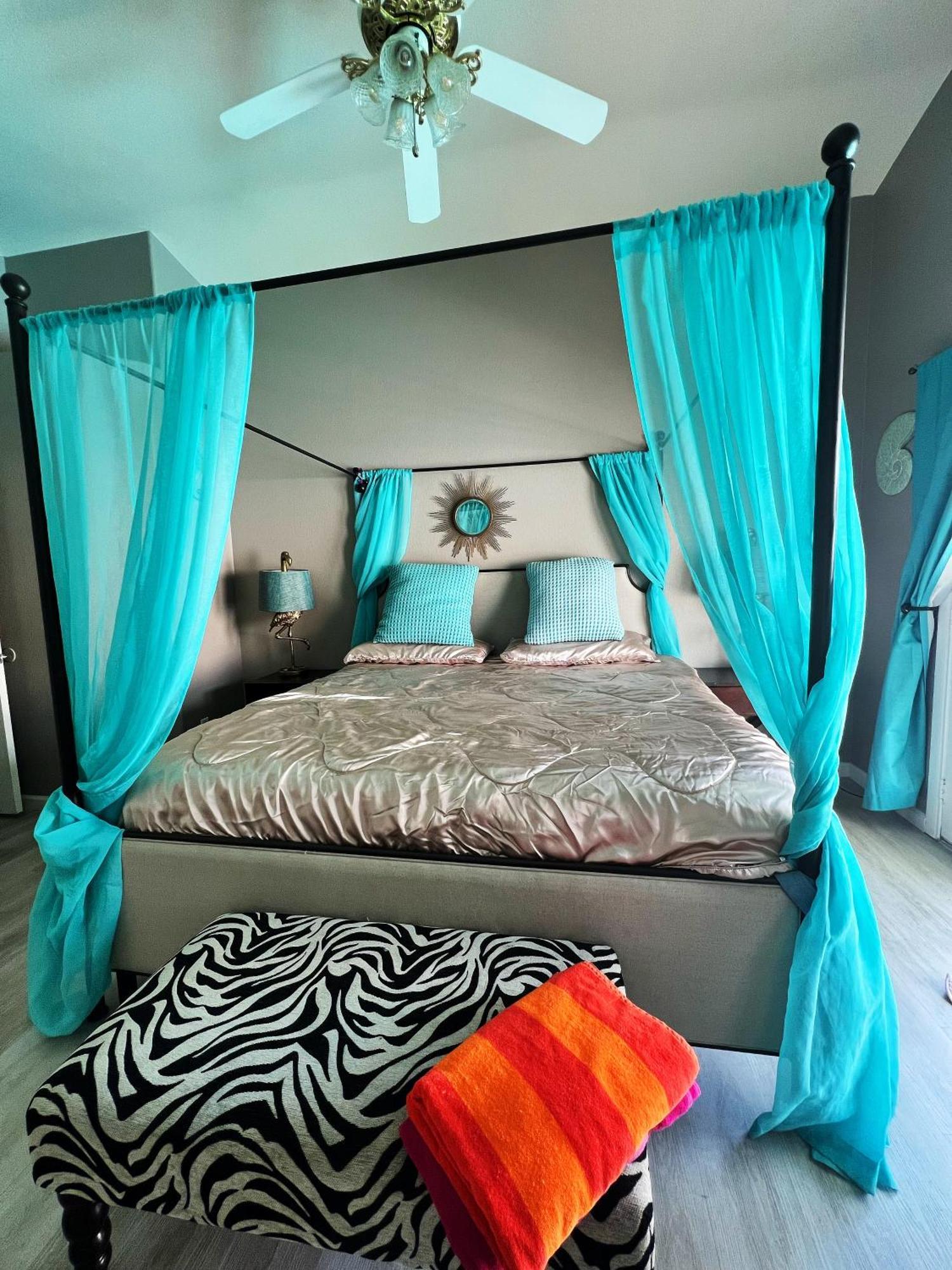 Amazing Heated Pool And Private Hot Tub 3Br In Heart Of Lv Villa Las Vegas Ngoại thất bức ảnh