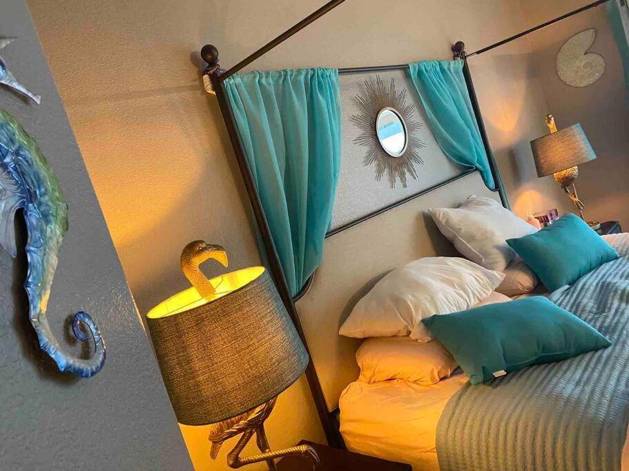 Amazing Heated Pool And Private Hot Tub 3Br In Heart Of Lv Villa Las Vegas Ngoại thất bức ảnh